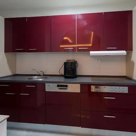 Apartment Gorgeous In With Kitchen Porec